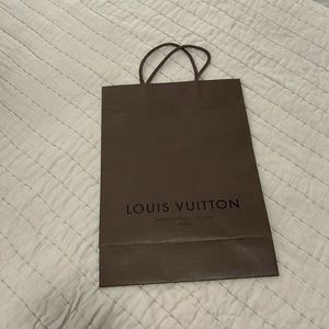 Louis Vuitton paper shopping bag